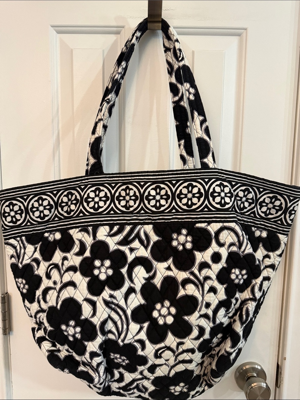Vera Bradley Black and White Floral Quilted Tote Bag - Women. Used Once